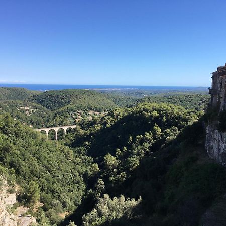 Au Pied Des Baous Bed & Breakfast Vence Luaran gambar