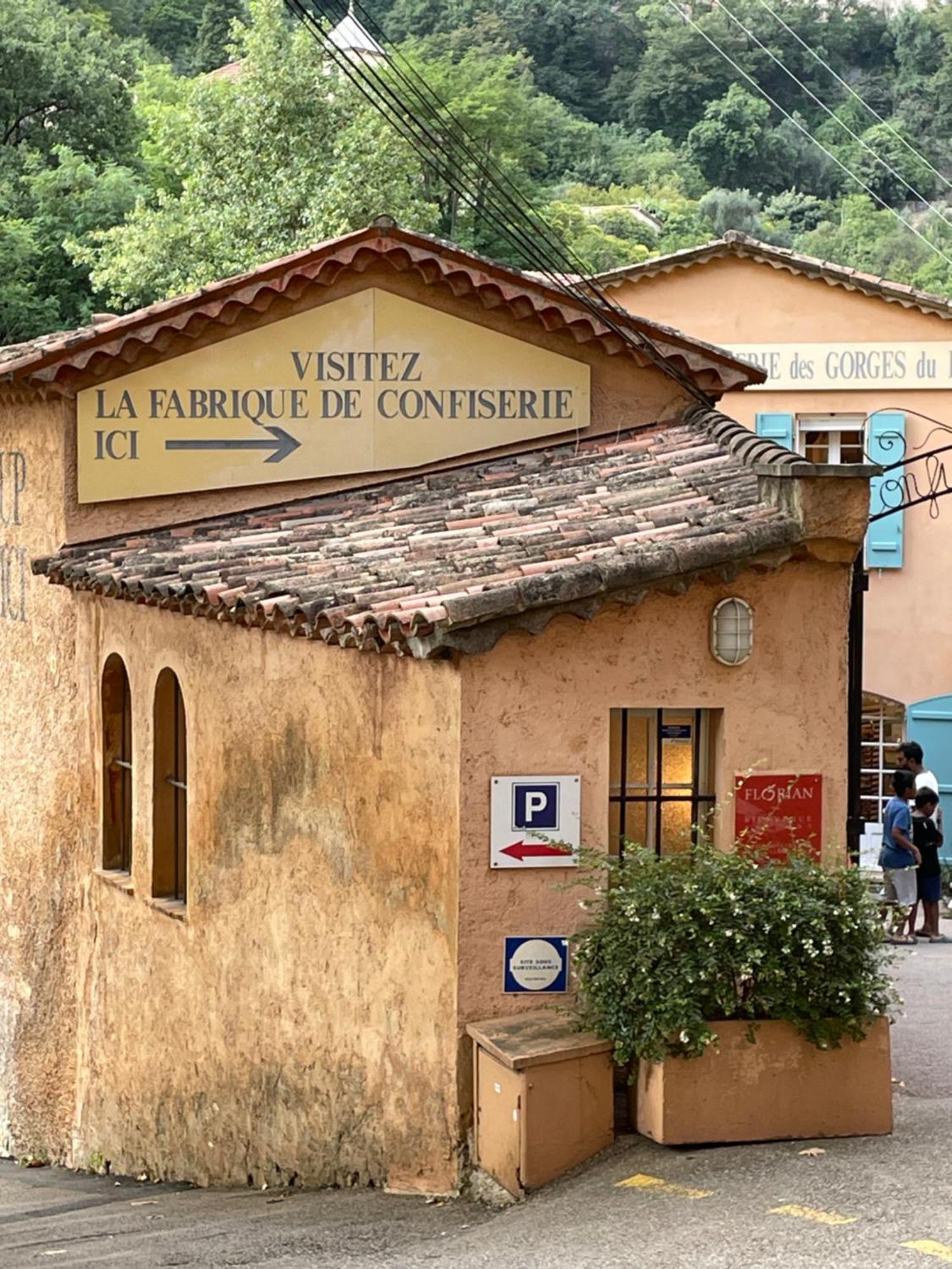 Au Pied Des Baous Bed & Breakfast Vence Luaran gambar
