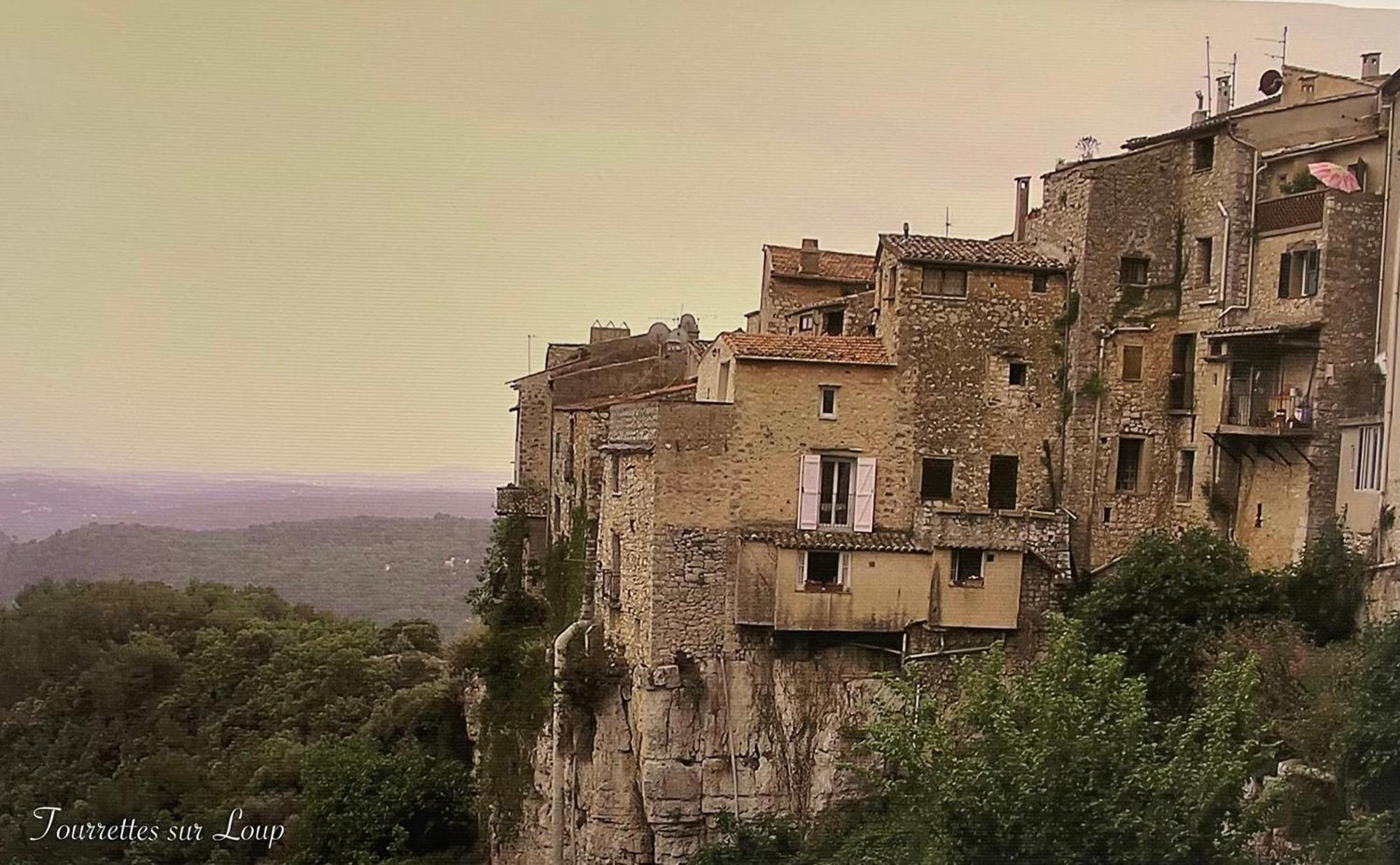 Au Pied Des Baous Bed & Breakfast Vence Luaran gambar